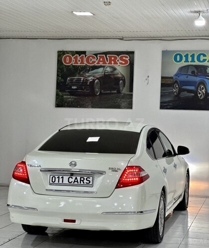 Nissan Teana-6