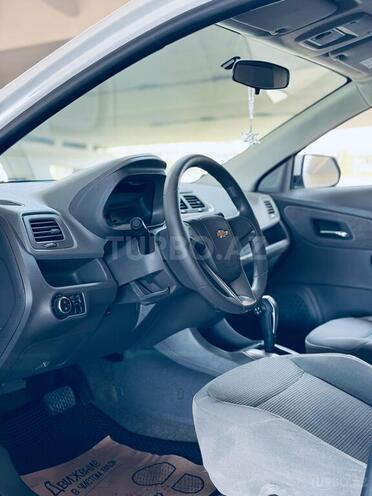 Chevrolet Cobalt-10