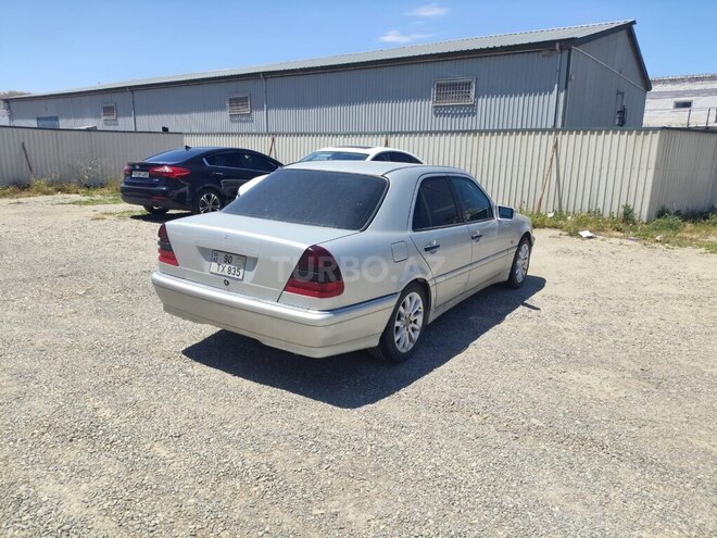Mercedes C 240-6