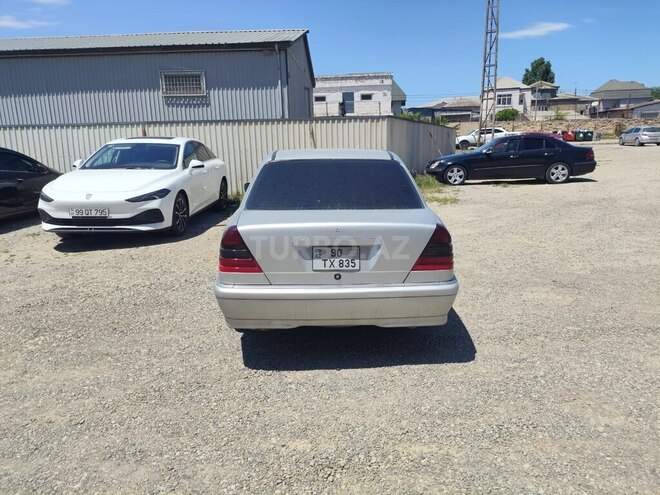 Mercedes C 240-7
