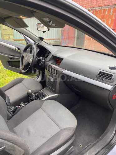 Opel Astra-12