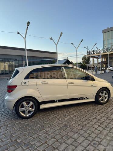 Mercedes B 170-2
