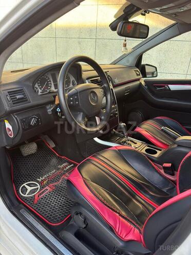 Mercedes B 170-8