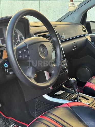Mercedes B 170-10