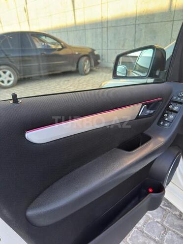 Mercedes B 170-12