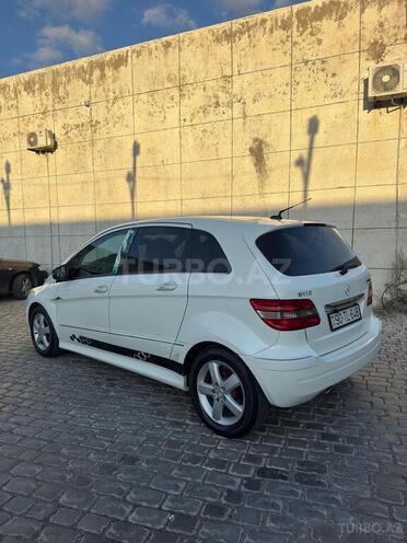 Mercedes B 170-15