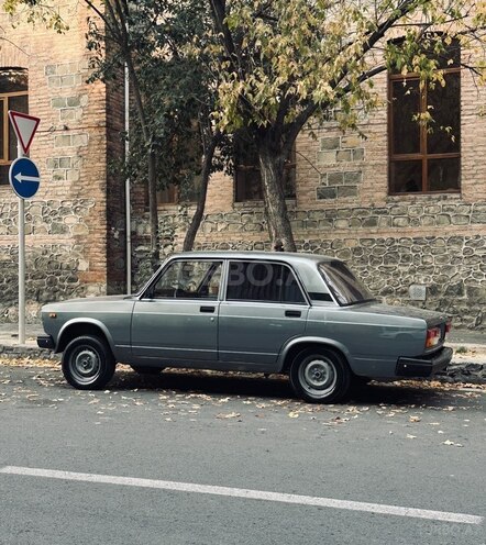 LADA (VAZ) 2107-5