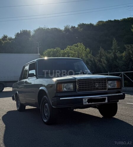 LADA (VAZ) 2107-15