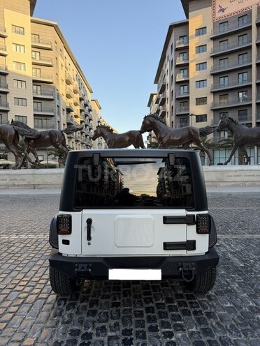 Jeep Wrangler-2
