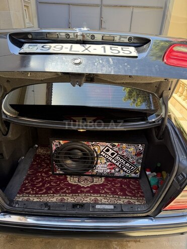 Mercedes E 240-6