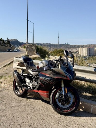 CFMOTO 450 SR-9