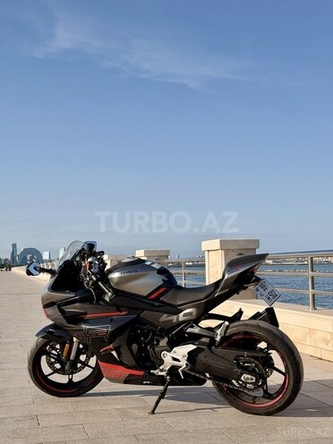 CFMOTO 450 SR-15