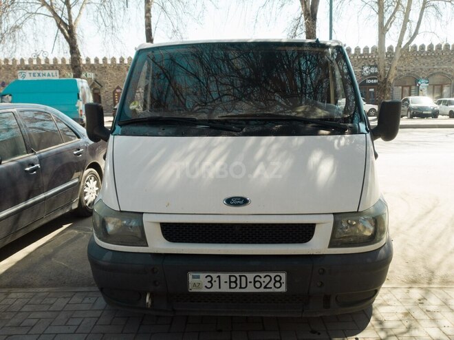 Ford Transit-1