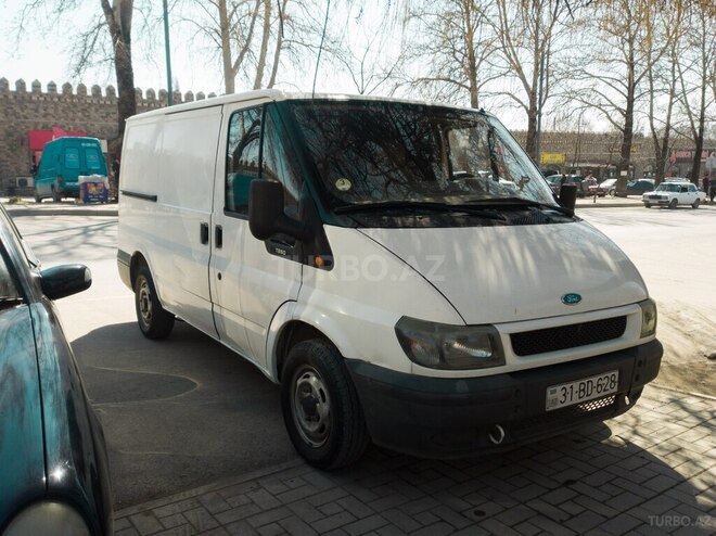 Ford Transit-7