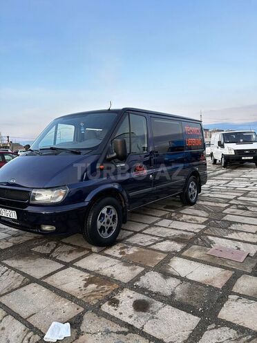 Ford Transit-2