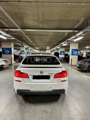 BMW 528-9