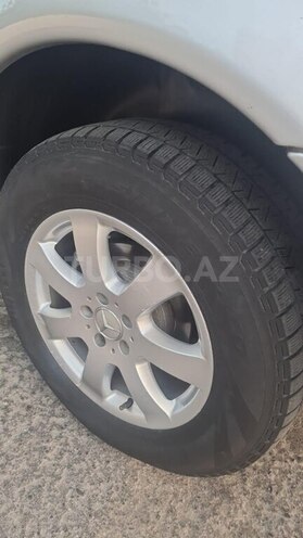 Mercedes ML 350-12