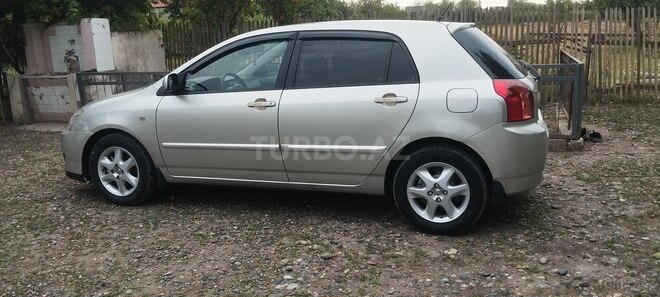 Toyota Corolla-8