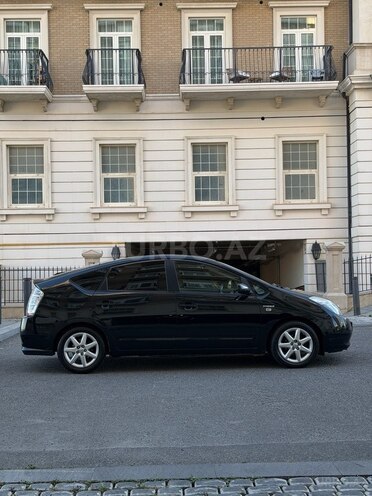 Toyota Prius-7