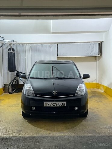 Toyota Prius-18