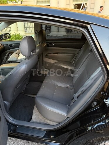 Toyota Prius-12