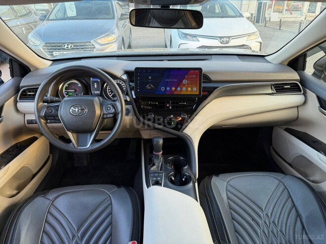Toyota Camry-8