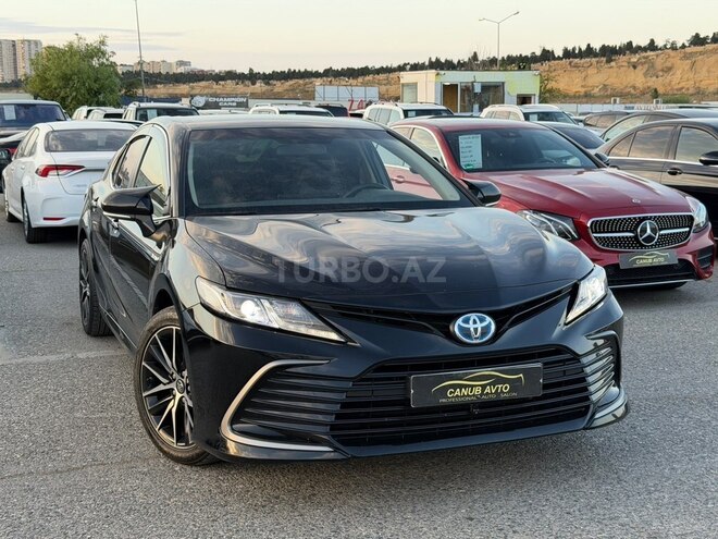 Toyota Camry-1