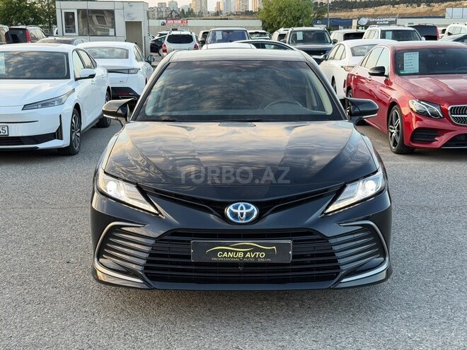 Toyota Camry-3
