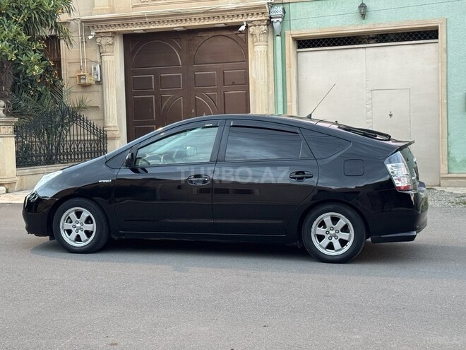 Toyota Prius-11