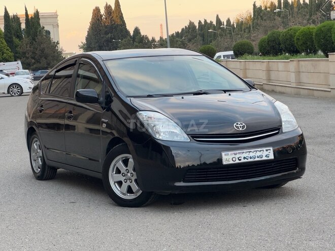 Toyota Prius-8