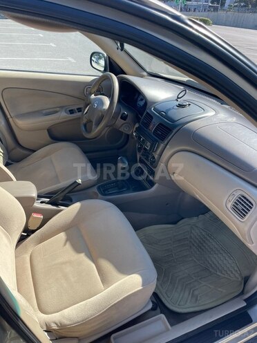 Nissan Sunny-12