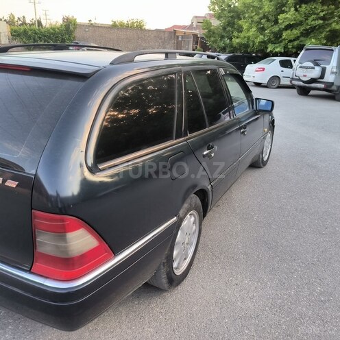 Mercedes C 180-7