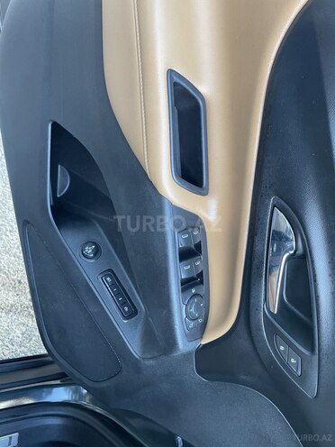 Chevrolet Equinox-14