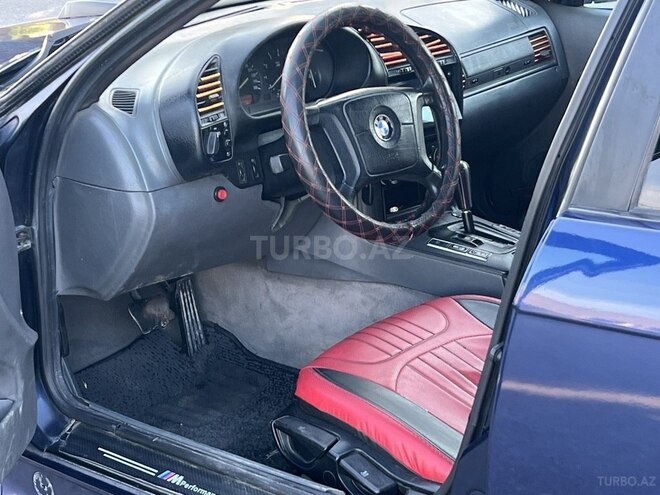BMW 320-14