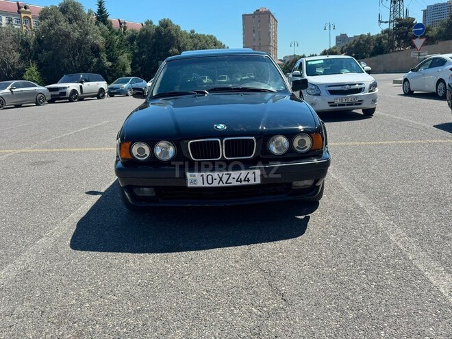 BMW 525-2