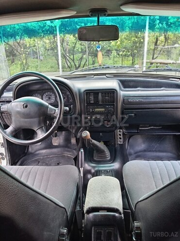 GAZ 3110 "Volga"-11