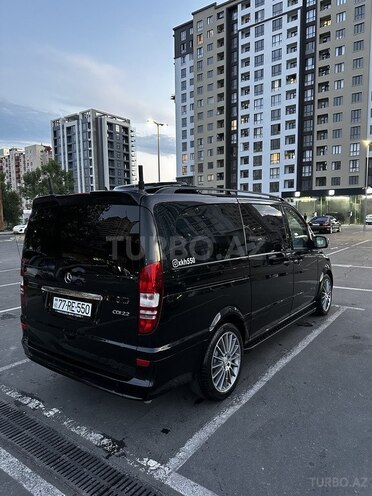 Mercedes Viano-4