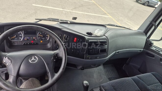 Mercedes Atego 818-4