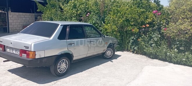 LADA (VAZ) 21099-5