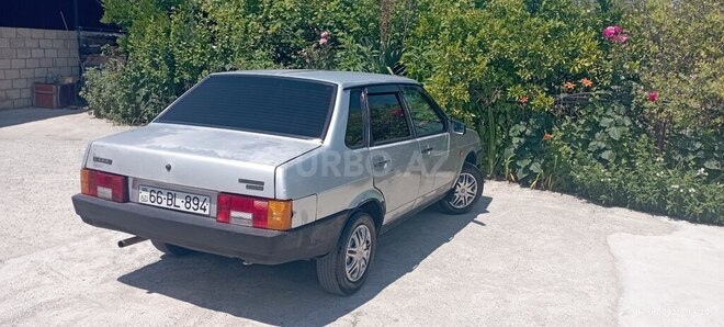 LADA (VAZ) 21099-4