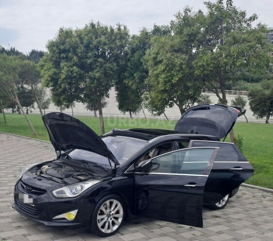 Hyundai i40-15