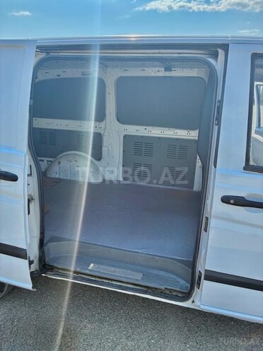 Mercedes Vito-19