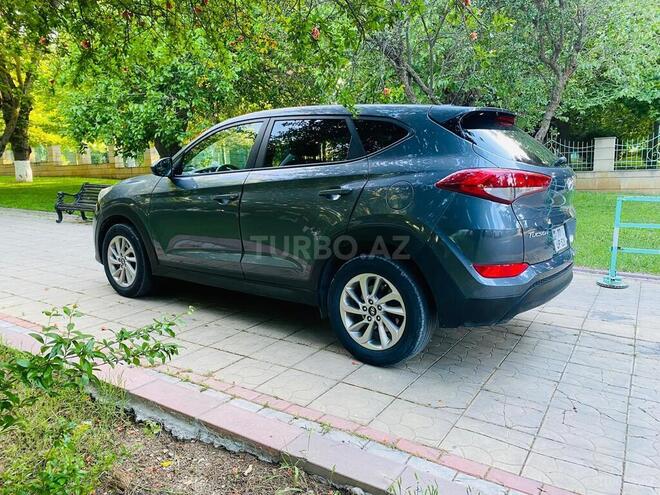 Hyundai Tucson-4