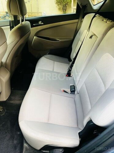 Hyundai Tucson-10