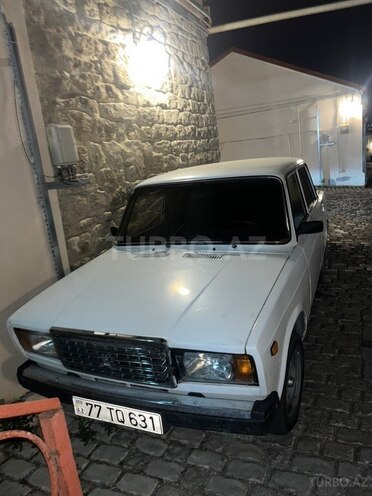 LADA (VAZ) 2107-1