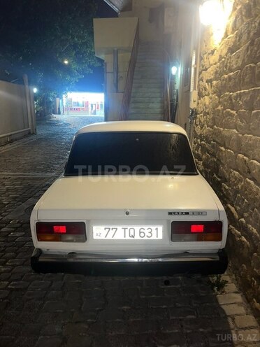 LADA (VAZ) 2107-2