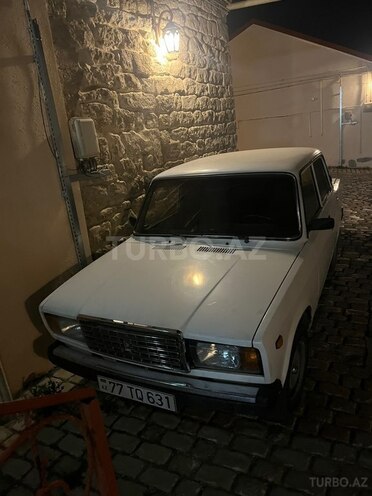 LADA (VAZ) 2107-5