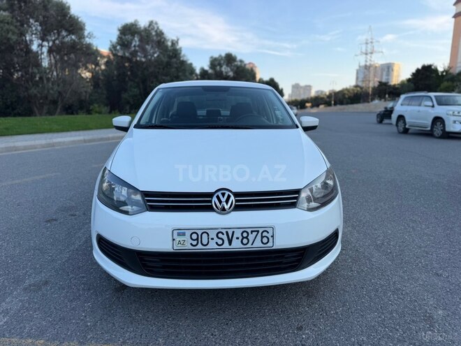 Volkswagen Polo-1