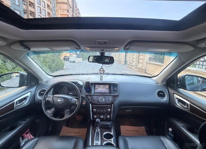 Nissan Pathfinder-13