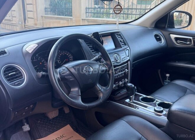 Nissan Pathfinder-19